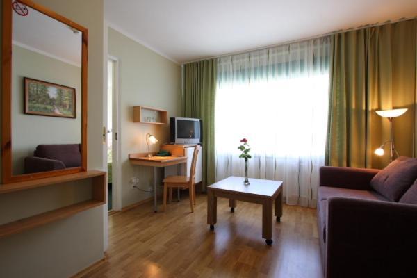 Arabella Hotel Κουρεσάαρε Δωμάτιο φωτογραφία